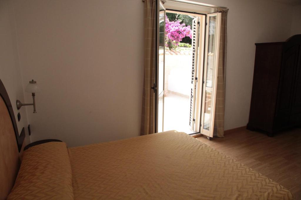 Bed And Breakfast Casagalez Santa Domenica  Rom bilde